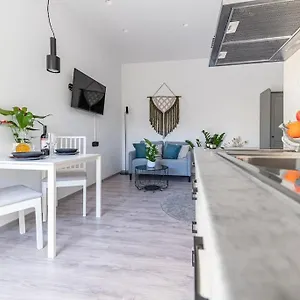 Elegant Fully Equipped Near Centre Appartement